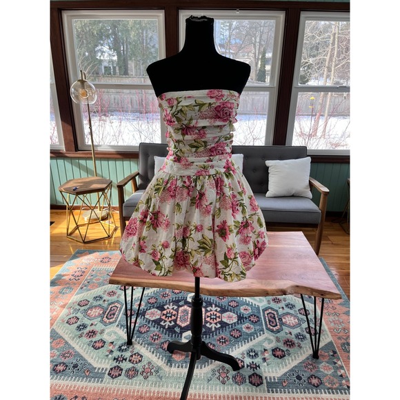 Hello Molly Dresses & Skirts - Hello Molly Upon A Cloud Strapless Mini Dress Floral Pink White XL NWT HM8072-1